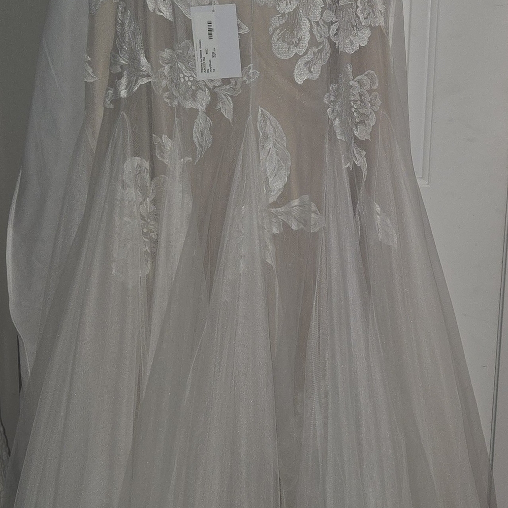 Watters Cream Sleeveless V-Neck Wedding Gown - Picture 5 of 8